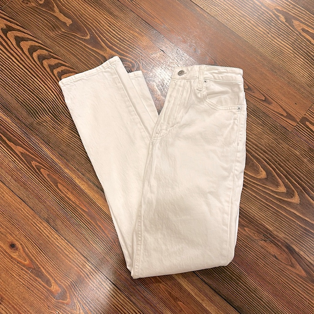 NWOT H&M Women’s Vintage Straight High Waist White Denim Jeans 4